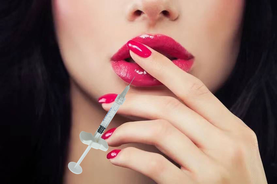 HYDROIAM Kiss with B12 Ha Filler Red Lips Filler Hyaluronic Acid Filler обеспечивает естественный объем и цвет
